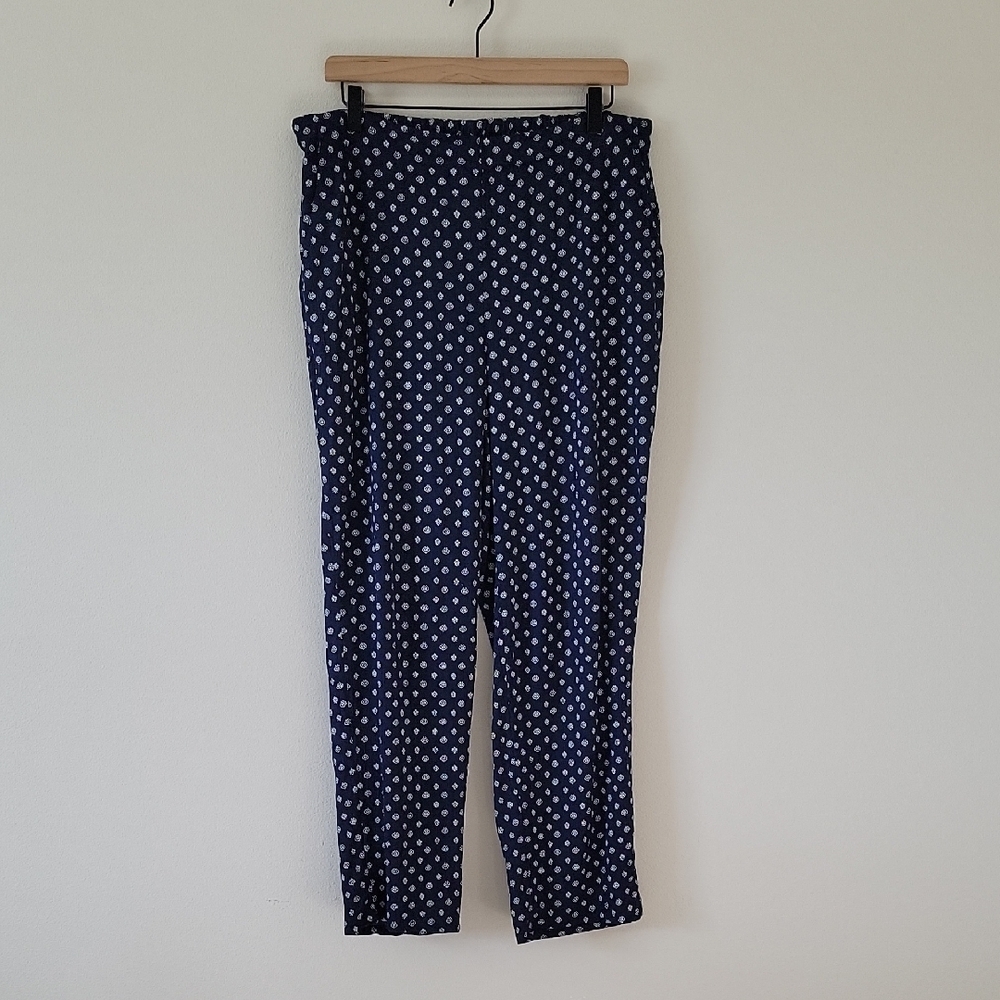 Chico's Navy Pull-on Straight Leg Lightweight Rayon Ankle‎ Pants Size Medium/10